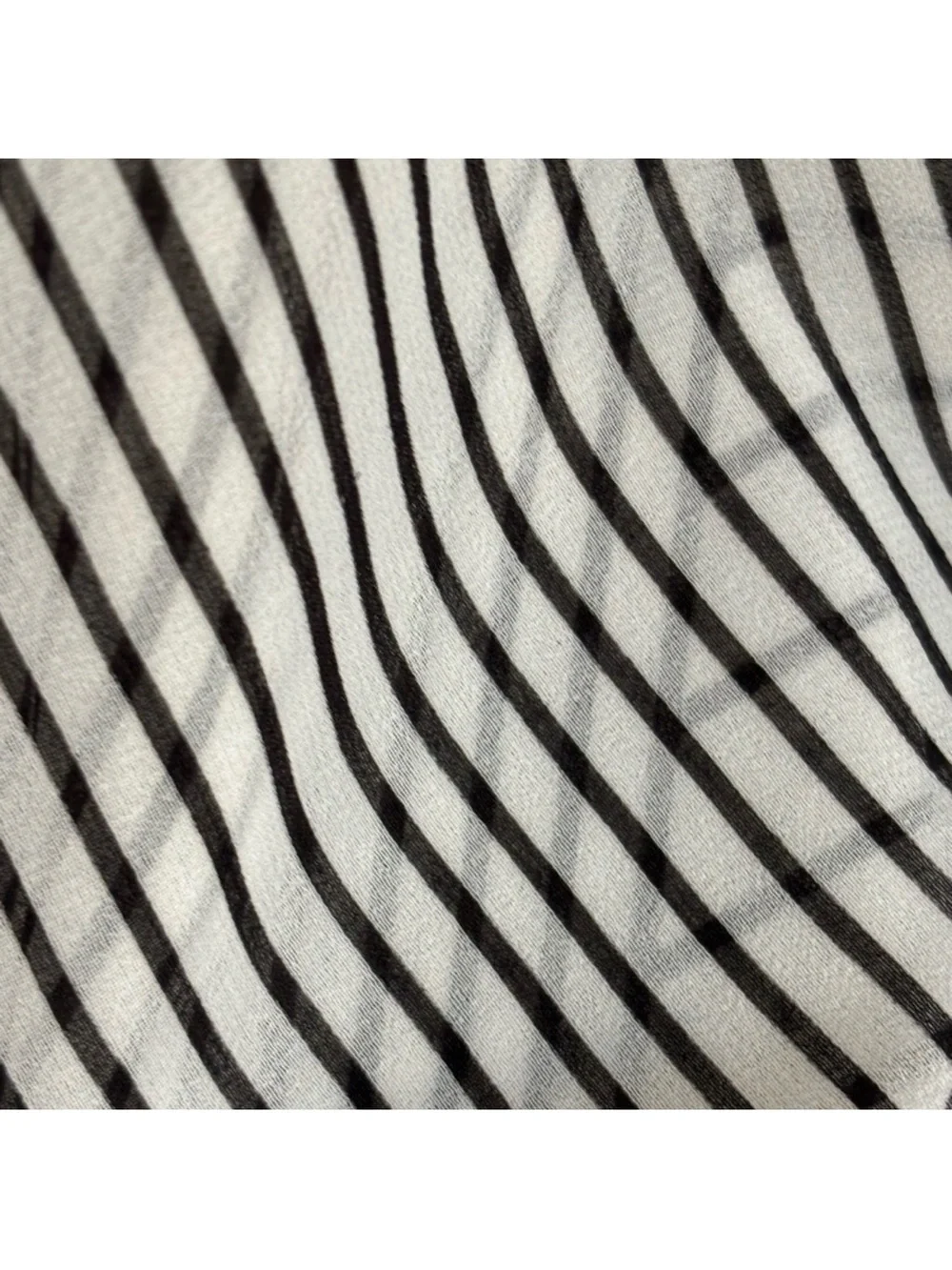CABi contemporary white black striped button down blouse bell sleeve size large - Picture 13 of 13